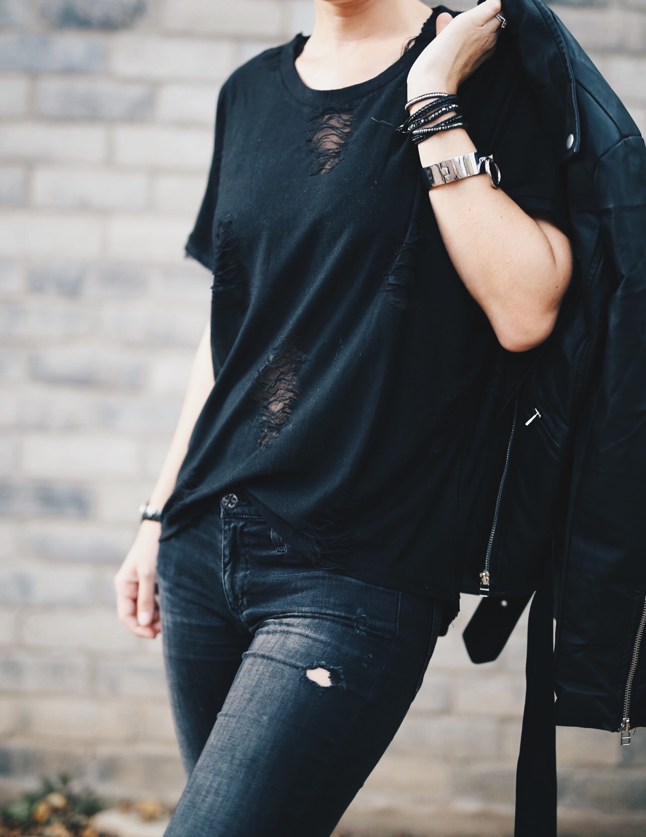 Distressed Black Tee + Denim | how to style a distressed tee | how to wear a distressed tee | distressed tee style tips | fall tees | tees for fall and winter | fall fashion tips | fall outfit ideas | fall style tips | what to wear for fall | cool weather fashion | fashion for fall | style tips for fall | outfit ideas for fall || Dressed to Kill  #distressedtee #blacktee #distressed