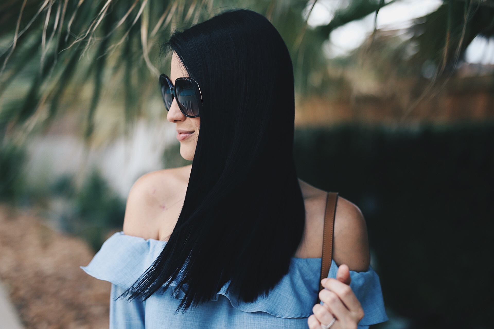 DTKAustin is sharing why she can't live without the new Pantene Pro-V Classic Clean Shampoo & Conditioner. See why she's now washing her hair everyday and never regretting her decision! Click for more information and images of her sleek straight hair!