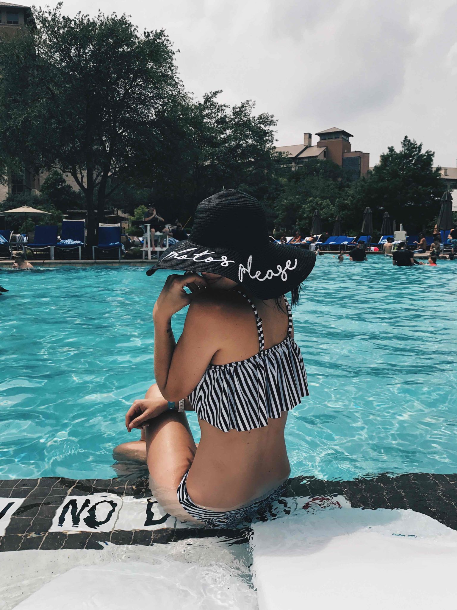 DTKAustin shares her latest stay at the JW Marriott San Antonio Hill Country Resort & Spa in Texas. Gorgeous scenery including a golf course and lazy river, this hotel isn't one to miss. Click for more information and photos! 