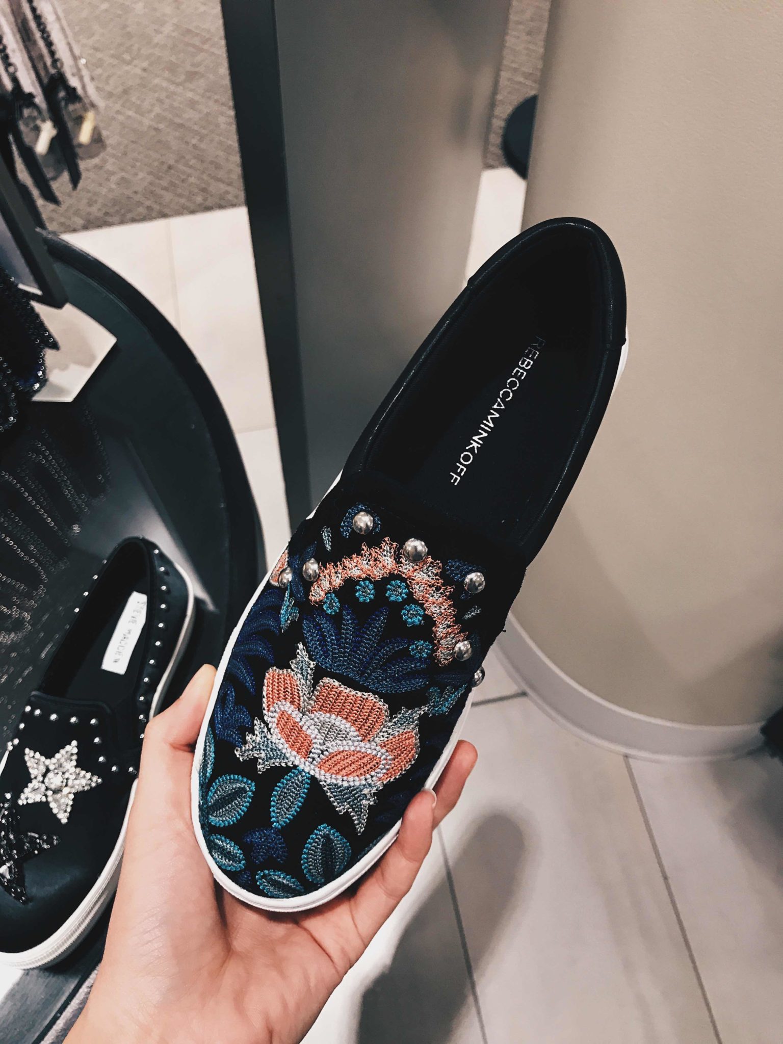 Austin Blogger DTKAustin is sharing her top must-have pieces from the 2017 Nordstrom Anniversary Sale. Rebecca Minkoff Embellesed slip ons | nordstrom sale must haves | what to buy from the nordstrom anniversary sale || Dressed to Kill