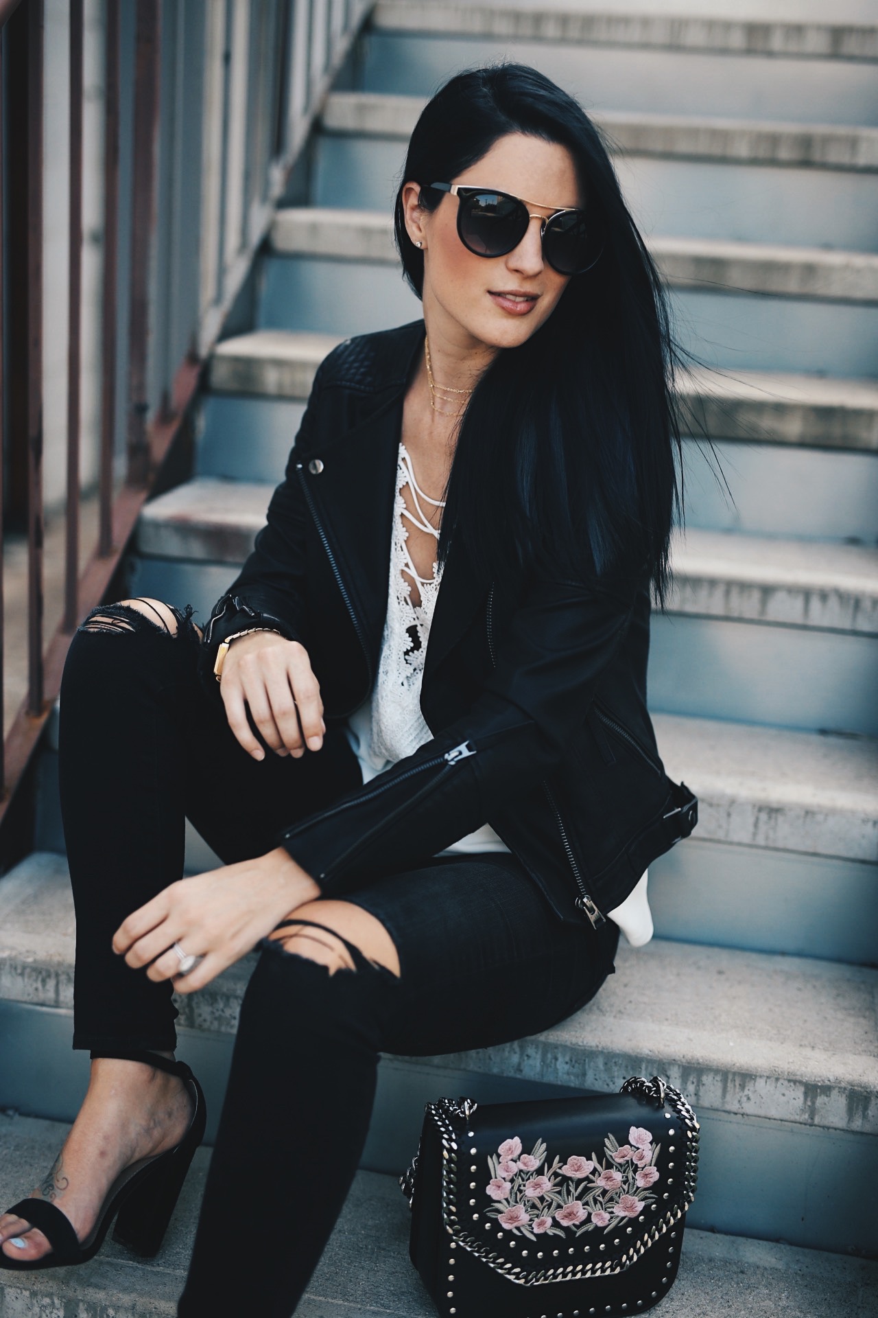 how to style an edgy outfit