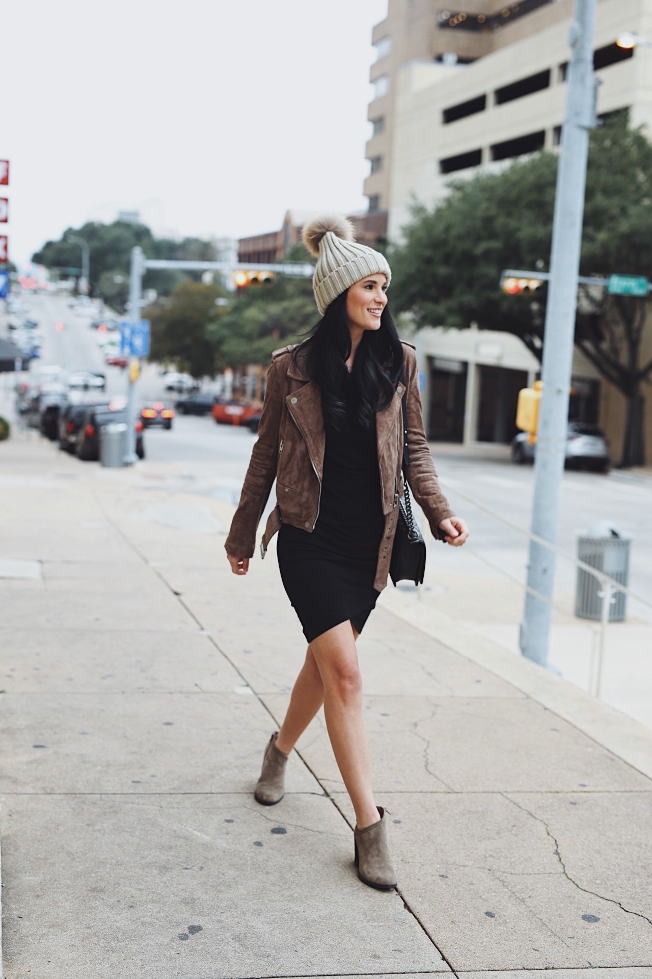 DTKAustin shares her favorite Fall/Winter nude booties that are all under $100 from Nordstrom. | affordable nude booties | nude bootie style | styling a nude bootie | fall shoes | must-have fall shoes | fall style tips | what to wear for fall | cool weather fashion | fashion for fall | style tips for fall | outfit ideas for fall || Dressed to Kill #nudebooties #bootieseason #fallshoes #fallstyle