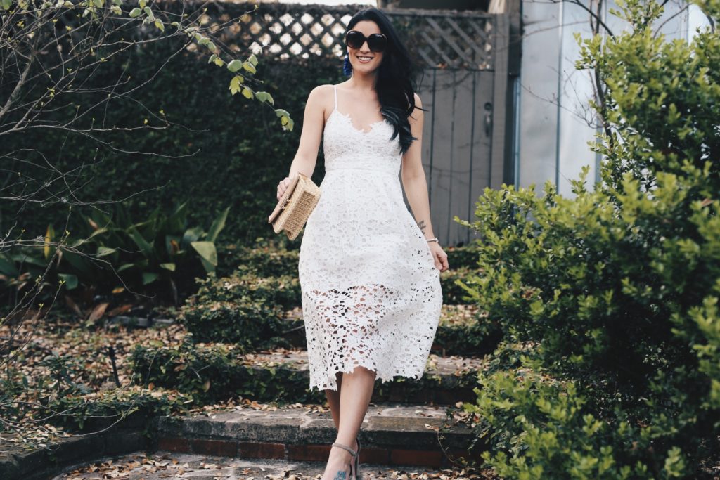 DTKAustin is sharing her top 12 must-have dresses for Easter if you are on a budget. Every dress is under $100 and perfect for Spring. - 12 Cute Easter Dresses Under $100 by popular Austin style blogger Dressed to Kill
