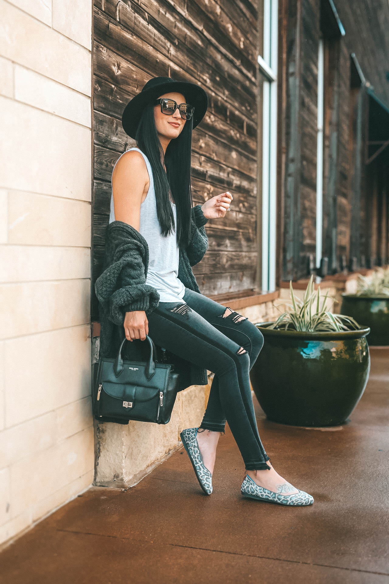 multiple ways to wear Rothy's flats and if they are worth the hype. Machine washable and made out of recycled water bottles they are a chic shoe saving the planet. | Rothy's Flats featured by popular Austin fashion blogger Dressed to Kill